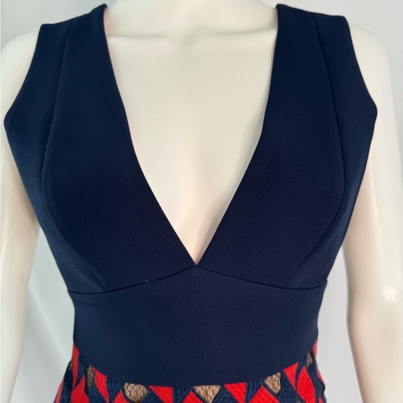 BCBG MaxAzria  Rosalina Woven V-Neck Peplum Dress Size 0 NWT - Picture 12 of 16